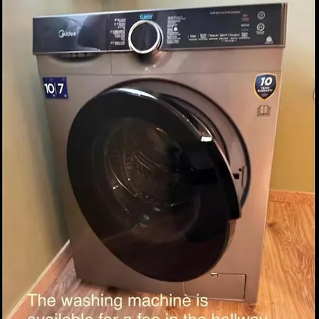 Apartament Modern 8 Balcony Kitchenette Bathroom