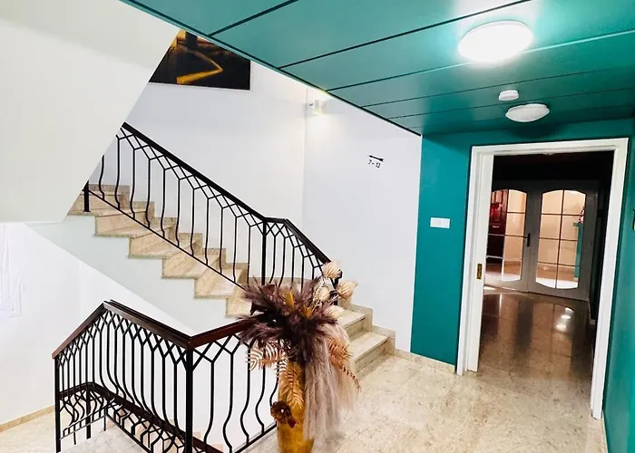 Modern 8 Balcony Kitchenette Bathroom アパート リマソール