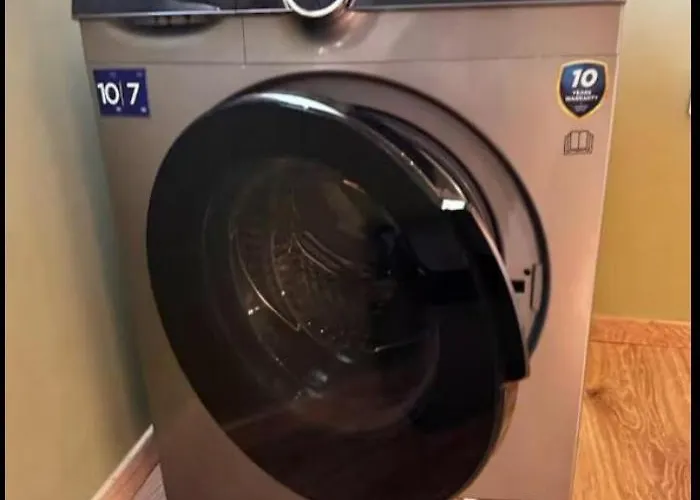 アパート Modern 8 Balcony Kitchenette Bathroom